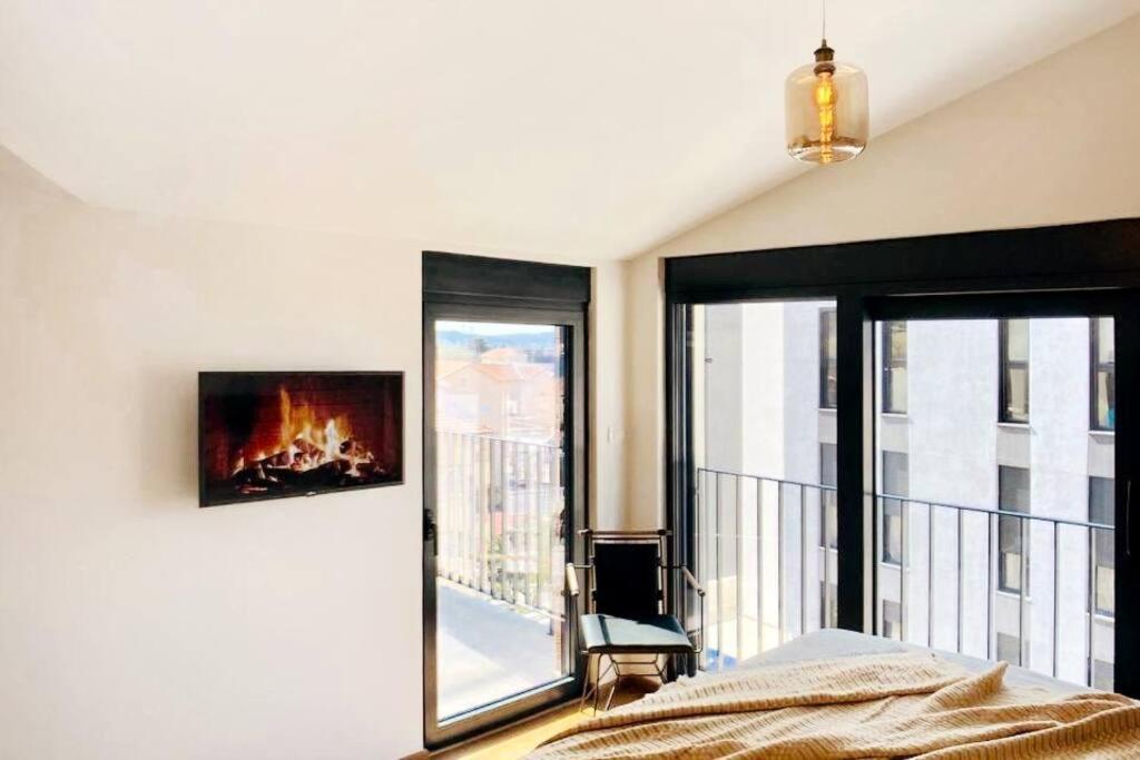 New! Stylish 2 Bedroom Condo With View & Pool 蒂瓦特 外观 照片